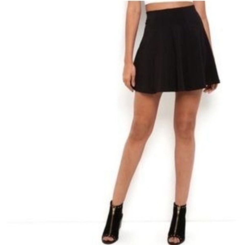olivaceous black skater skirt